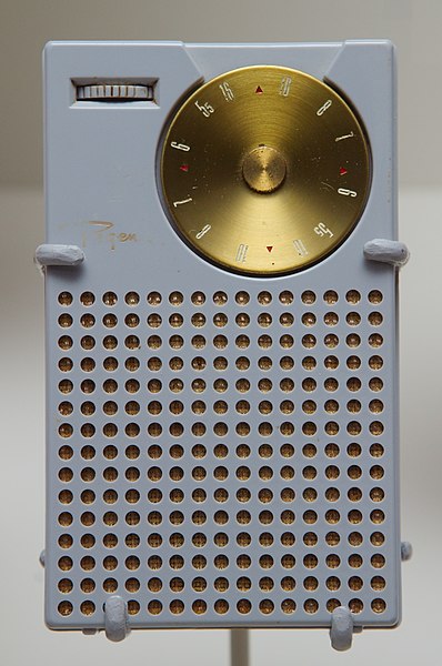 398px-Regency_transistor_radio.jpg