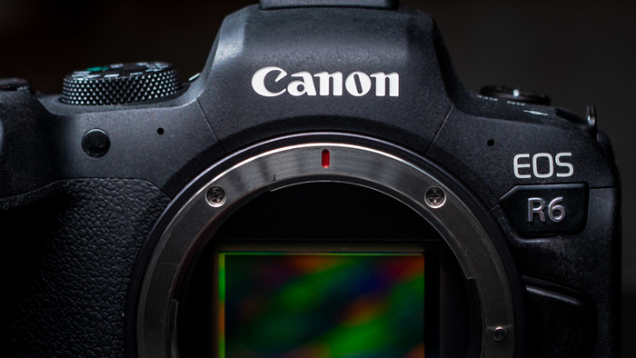 Fstoppers Reviews the Canon EOS R6 Fstoppers Reviews the Canon EOS R6