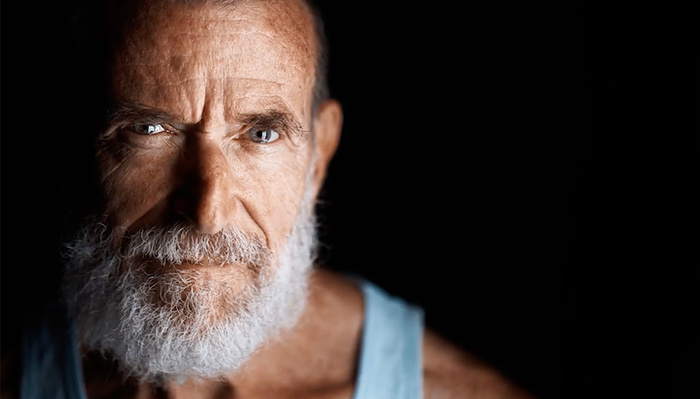 How to Create Eye-Catching Portraits With a Single Light How to Create Eye-Catching Portraits With a Single Light