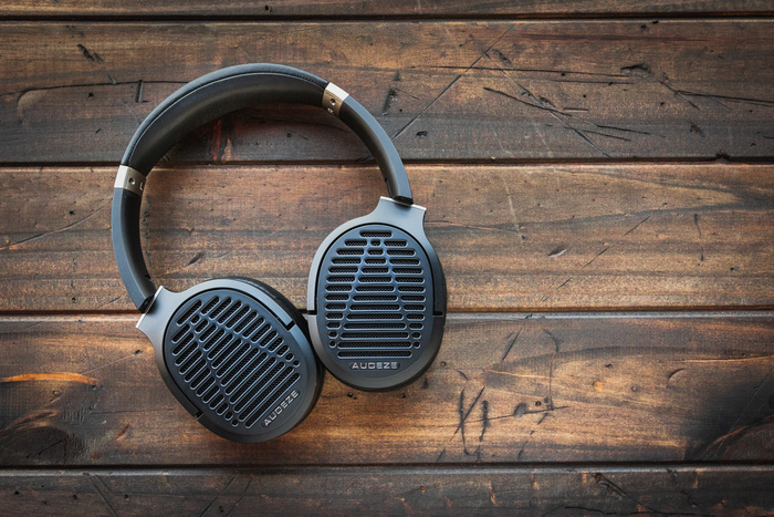 We Review the Portable Audeze LCD-1 Reference Series Headphones We Review the Portable Audeze LCD-1 Reference Series Headphones