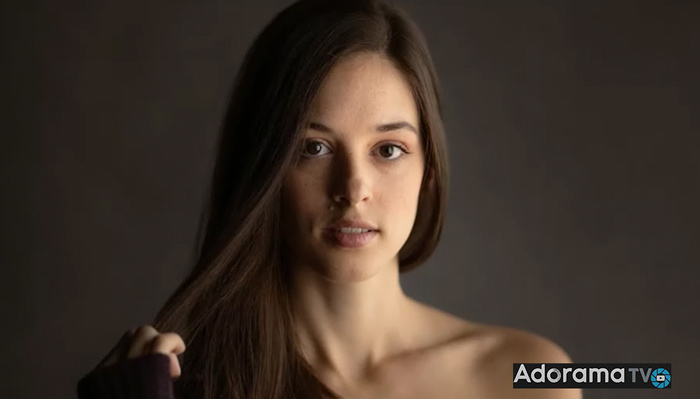 Learn How To Shoot This Window Light Portrait Yourself Learn How To Shoot This Window Light Portrait Yourself