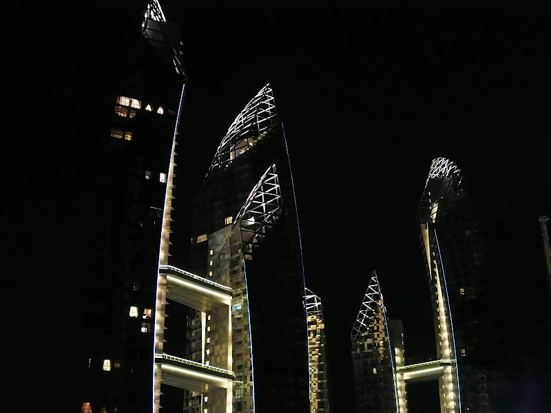 Reflections%2520by%2520the%2520bay.jpg