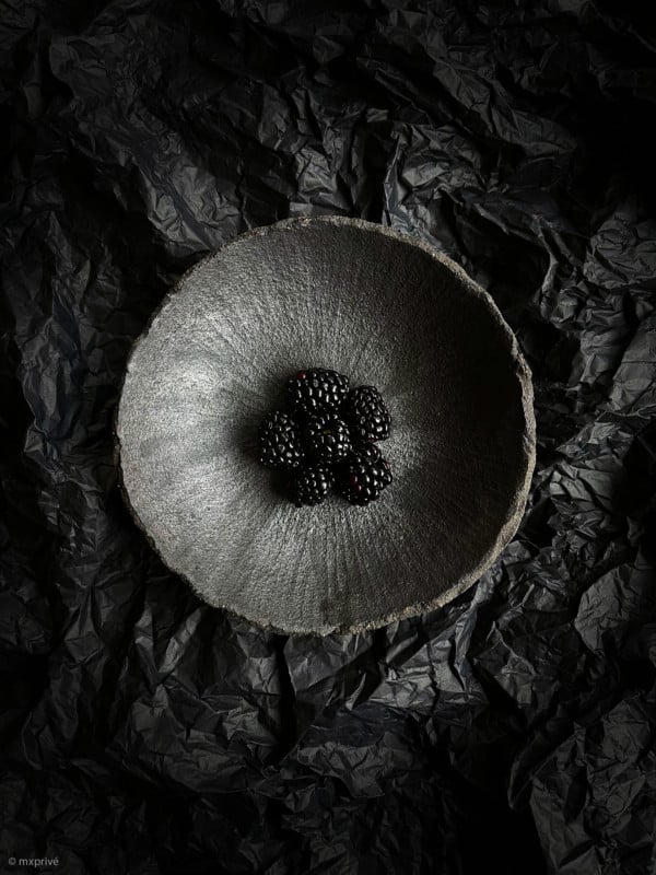22.-Phone-mxprivé-blackberries-Hi-Res-600x800.jpg
