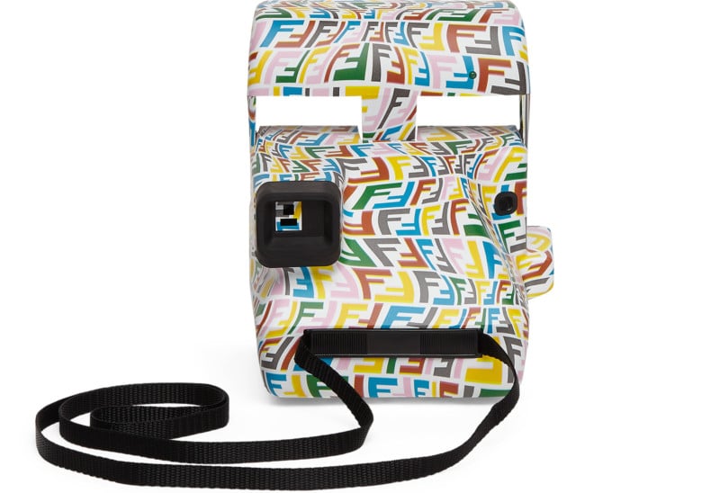 05_FENDI-and-POLAROID-Camera_FF-Vertigo-Summer_back-800x548.jpg