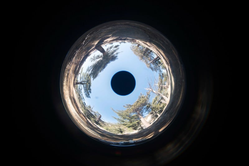 360-degree-spherical-lens-10petapixel-9-800x534.jpg
