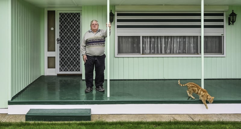 EnvironmentalPortrait_2nd_Karen_Waller_Envir_Ern-Cat-and-Verandah-800x428.jpg
