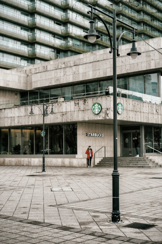 street-photography-tips-anete-lusina-petapixel-6-533x800.jpg