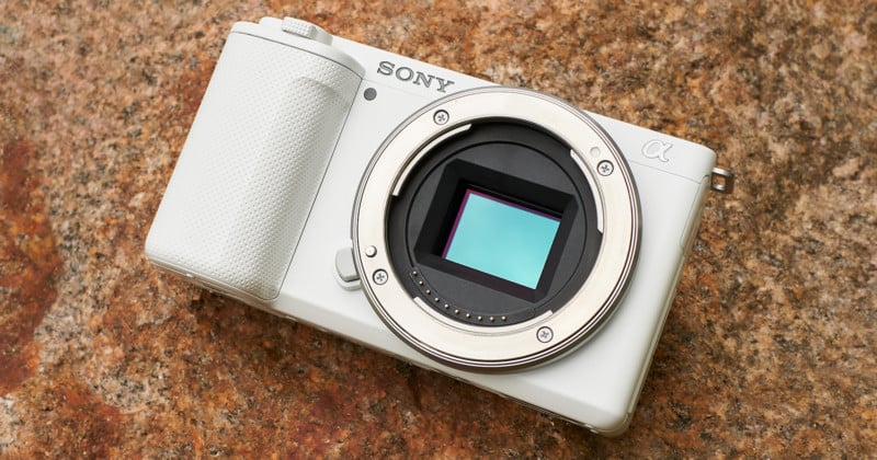 sony-zv-e10-compact-vlogging-camera-4k-800x420.jpg