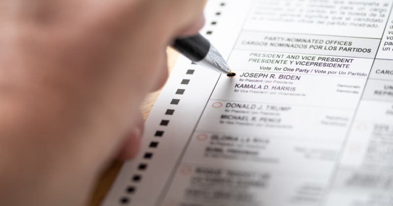 Federal-Judge-Blocks-New-Georgia-Law-Banning-Photos-of-Voted-Ballots-800x420.jpg