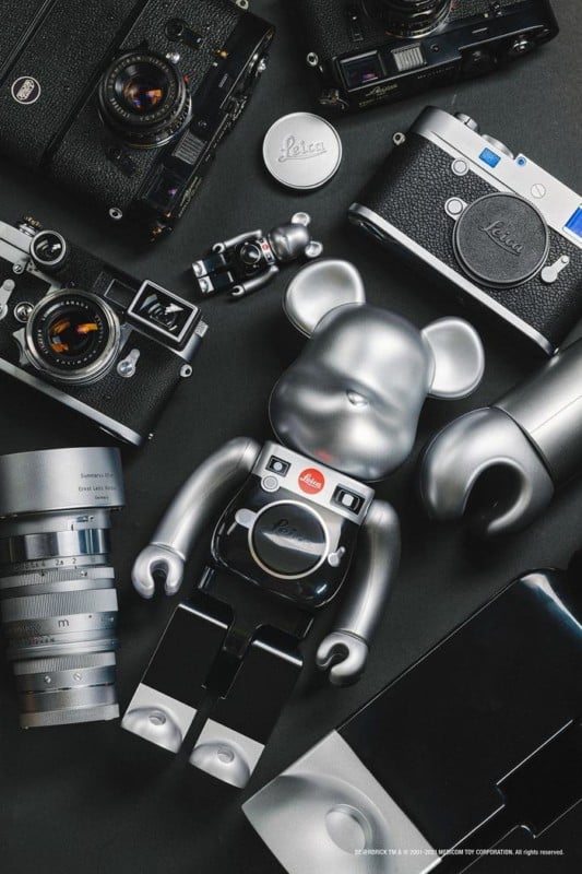 Leica-x-Medicom-Toy-BE@RBRICK-collaboration-7-533x800.jpeg