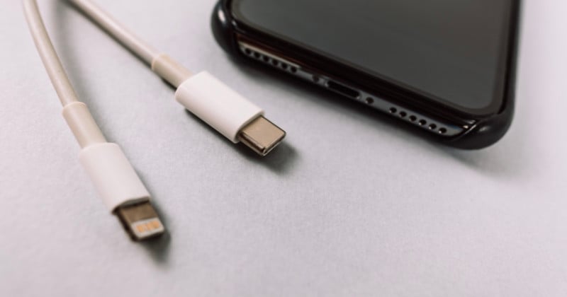 Apple-Unhappy-as-the-EU-Proposes-Mandatory-USB-C-on-All-Devices-800x420.jpg