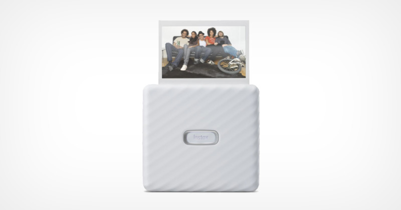 Fujifilm-Unveils-the-Instax-Link-Wide-Smartphone-Photo-Printer-800x420.jpg