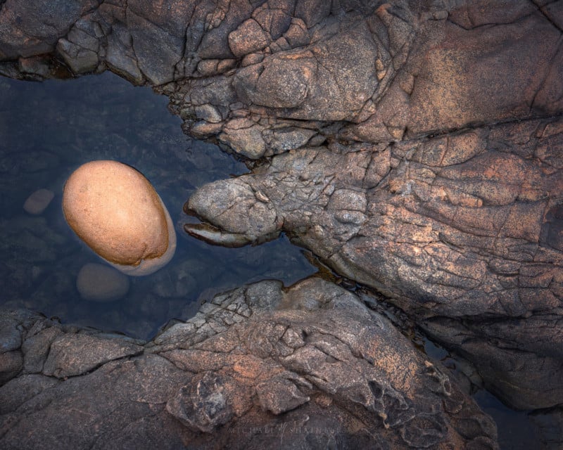 michael-shainblum-rocks-landscape-petapixel-2-800x640.jpg