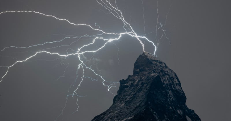 The-Winners-of-New-Landscape-Photo-Competition-that-Rewards-Realism-800x420.jpg